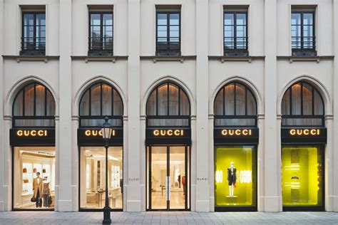 gucci europe online store
